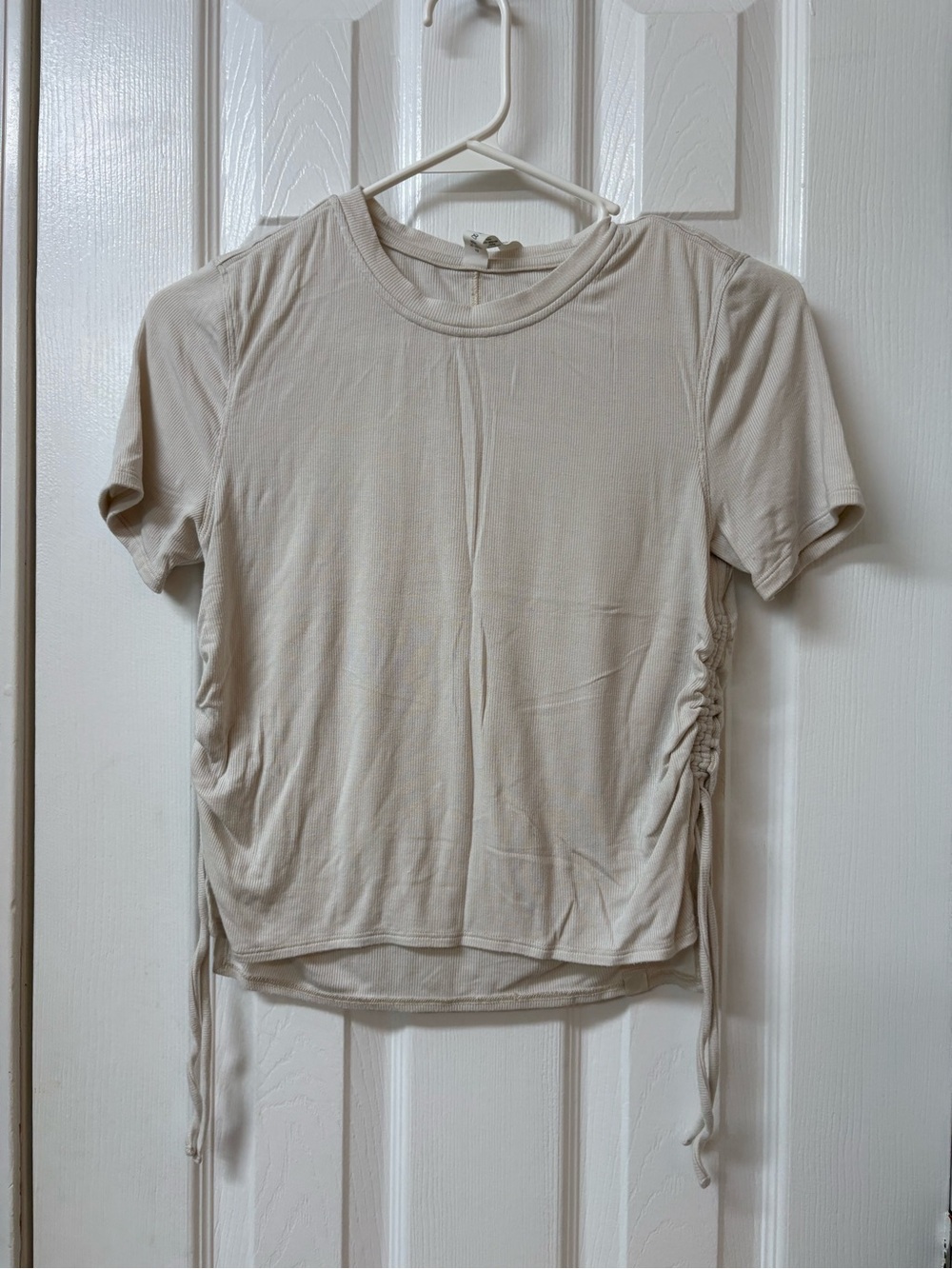 lululemon athletica Cream Short Sleeve Side-Ruched Tee